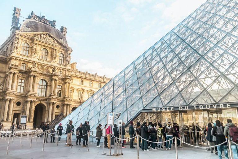 Louvre Museum