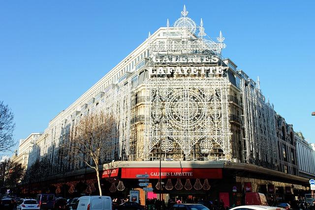 גלריות לאפייט אחד המקומות הטובים ביותר לקניות בפריז