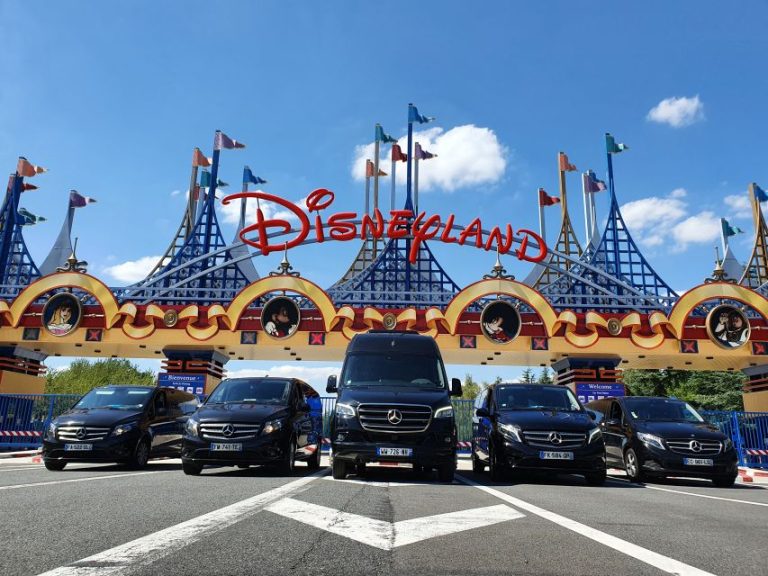 Paris: 1-Way Transfer between Disneyland And CDG Airport