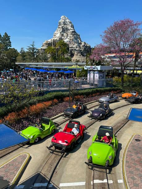 autopia ride disneyland paris