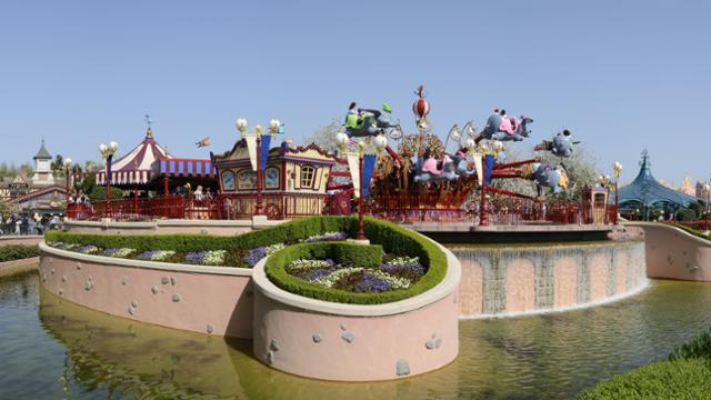 Dumbo the Flying Elephant disneyland paris