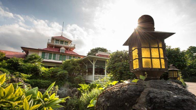 colonel hathi's outpost restaurant disneyland paris