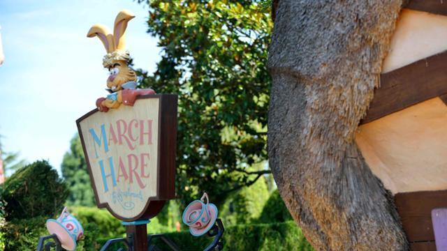march hare refreshments disneyland paris