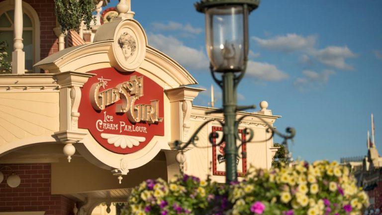 the gibson girl ice cream parlour disneyland paris